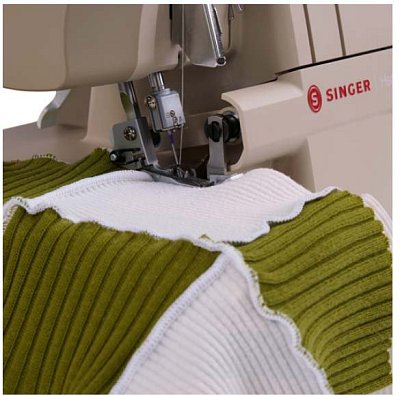 Overlock Singer Heavy Duty 0425