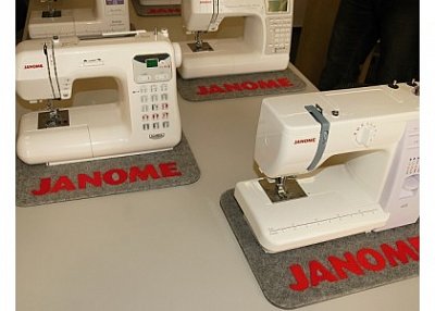 Pad Nähmaschine JANOME