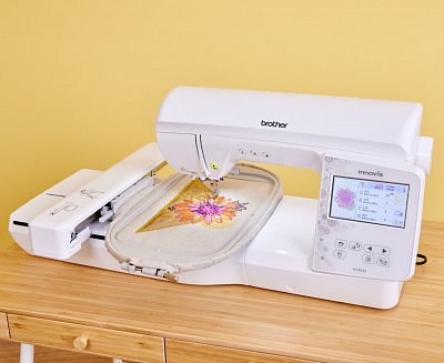 Stickmaschine  Brother NV880E 